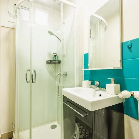 Bel Cosy Et Lumineux, Gare Sncf *