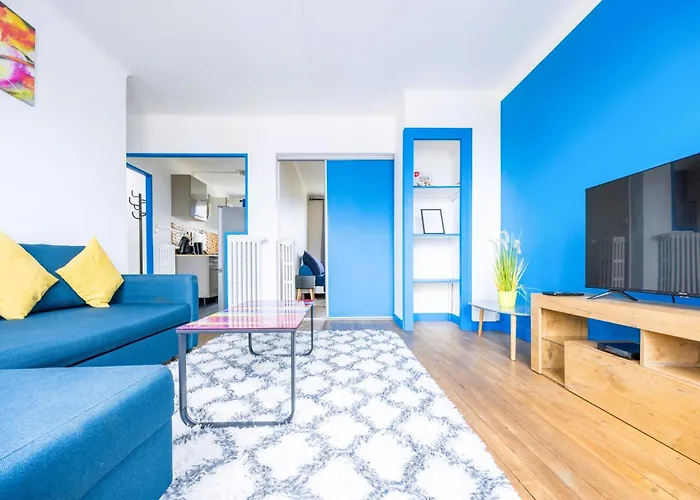 Bel Cosy Et Lumineux, Gare Sncf